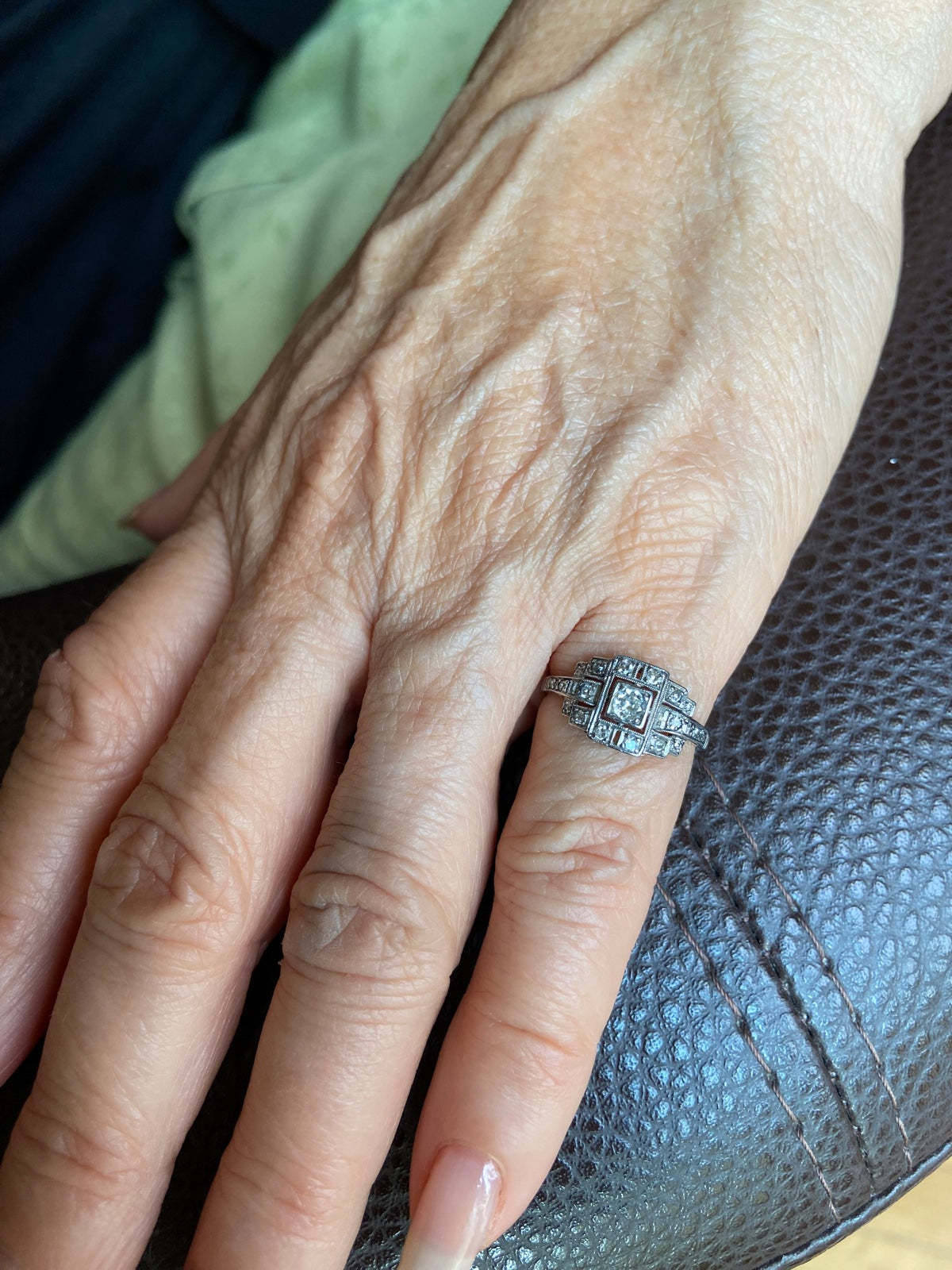 Bague ancienne style art déco diamants et Or blanc