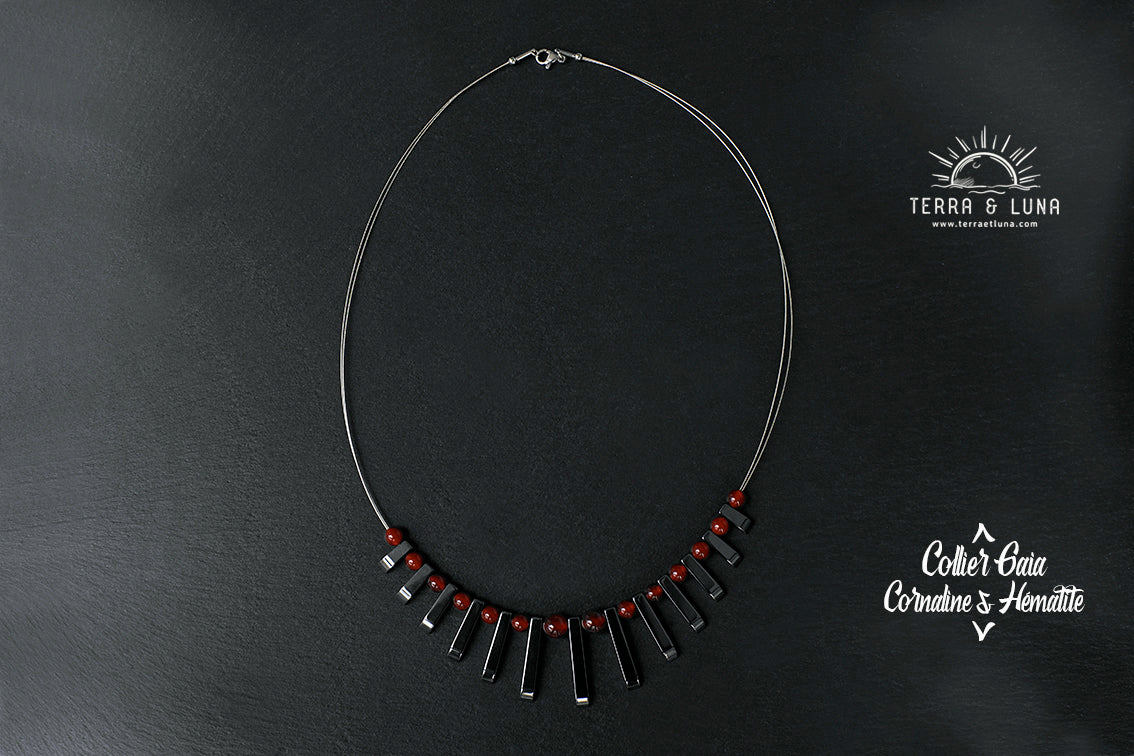 Collier Gaia en perles naturelles de Cornaline et Hématites